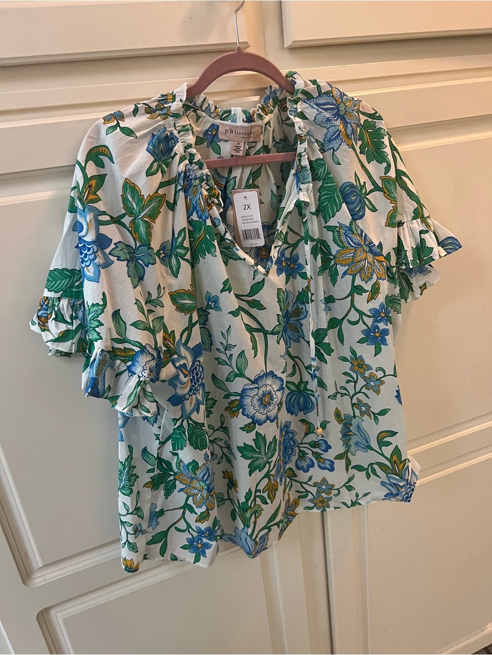 NWT. Philosophy Floral Peasant Blouse in Blue, Green & Cream